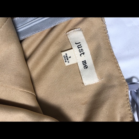 Stunning Ruffle Dress - Picture 6 of 7